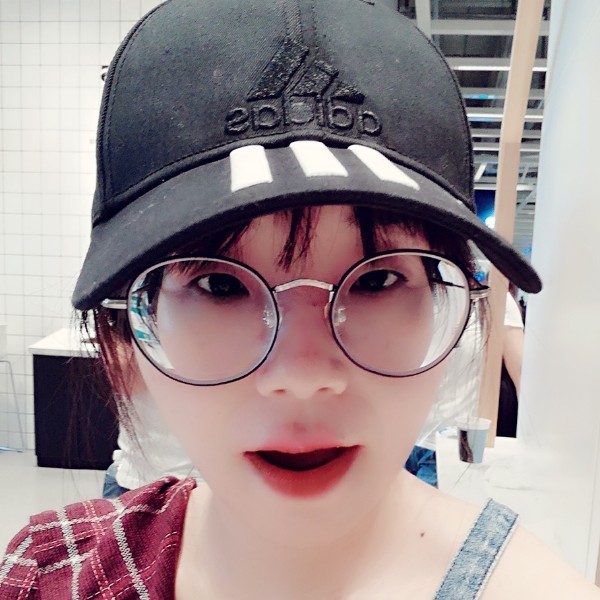 丽丽丽丽丽丽子的照片
