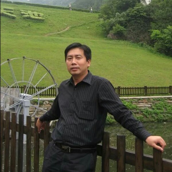 土豆男人的照片