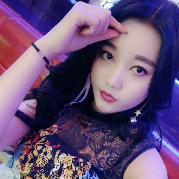 迷人的小猫咪的照片