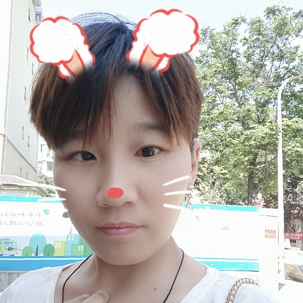 墨宁渊的照片