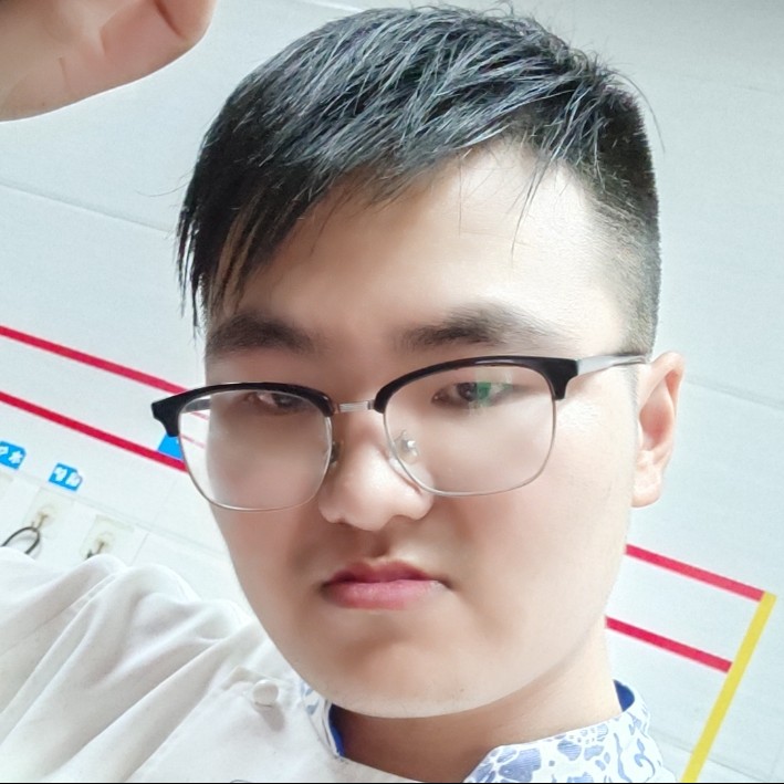 月上六楼的照片