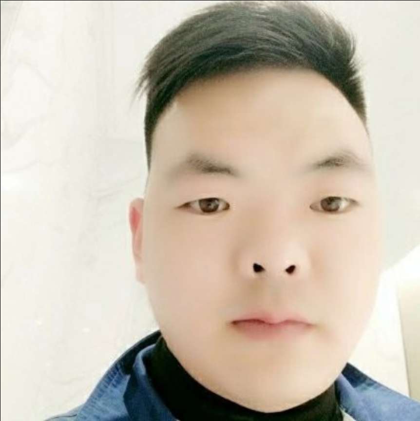 茉莉笑生动的照片