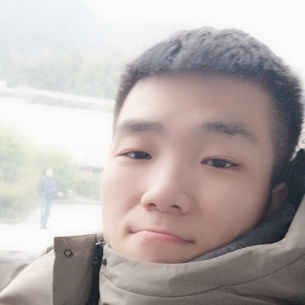 谢钟钟的照片