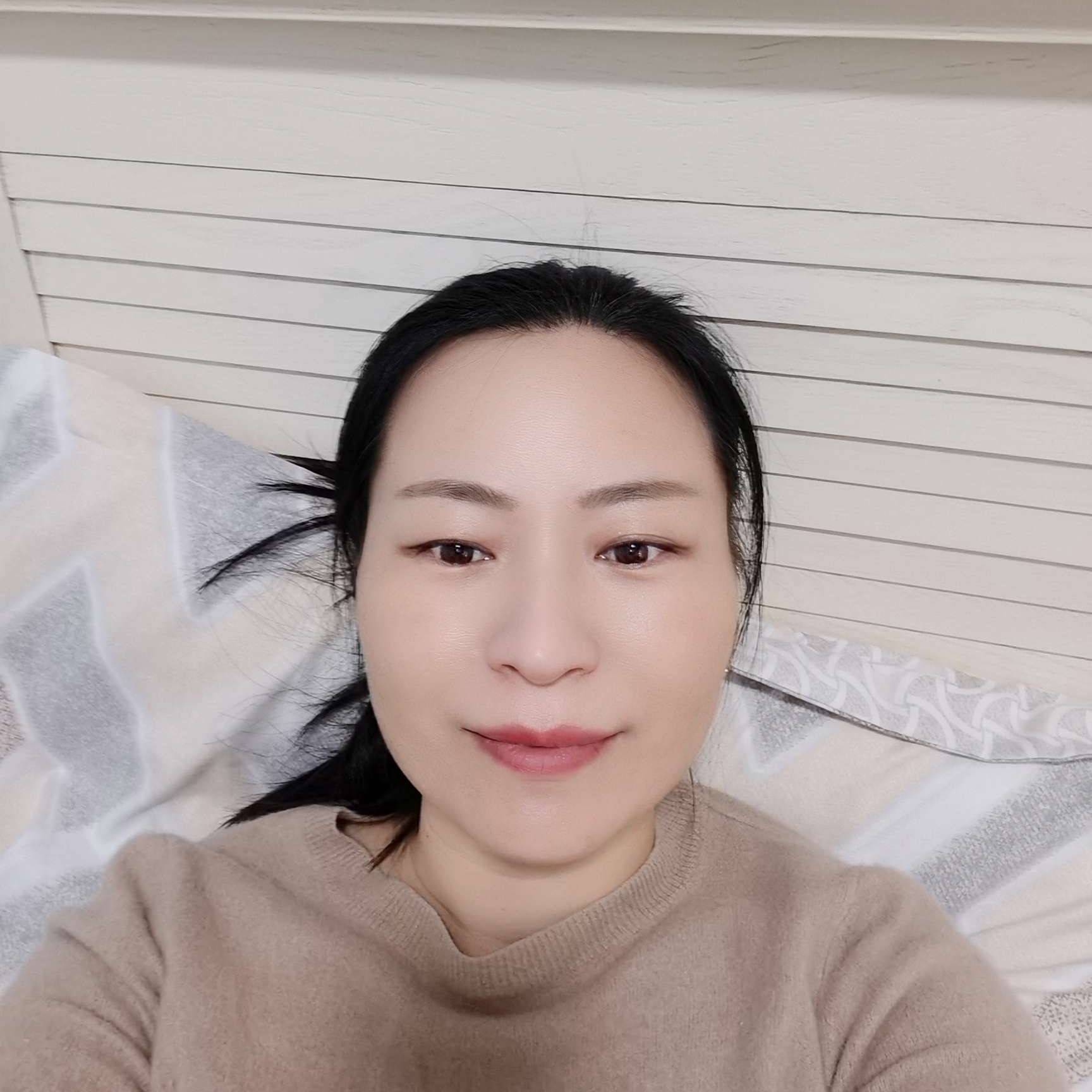 仙人掌等待小巧的照片