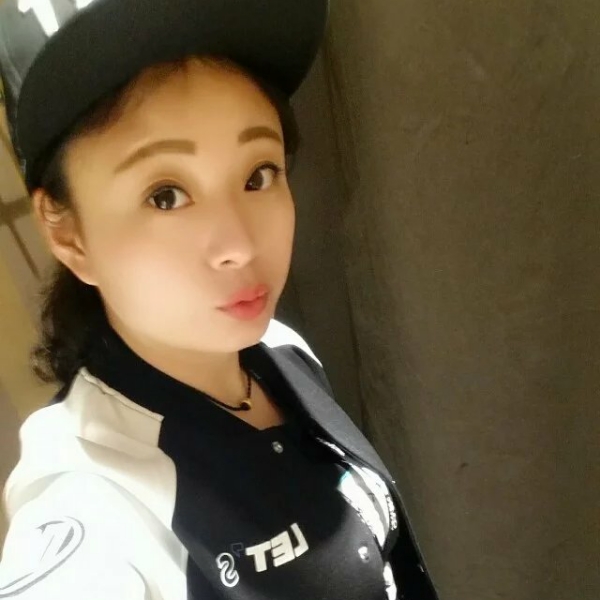 唯落瑾年的照片