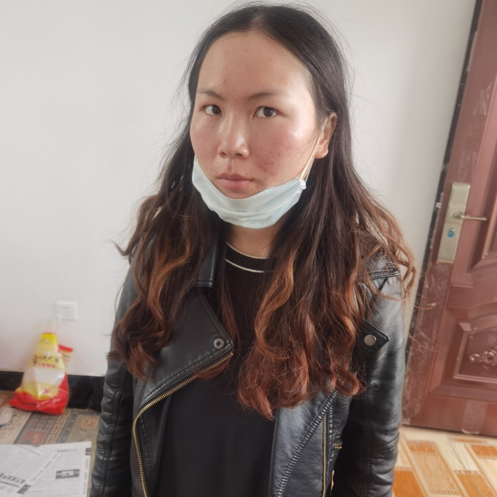 初雨踢还单身的照片