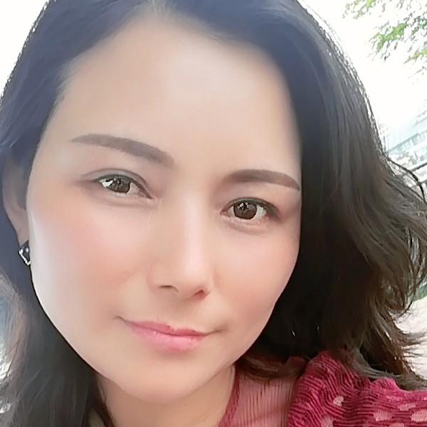 淡淡蹙眉过客的照片