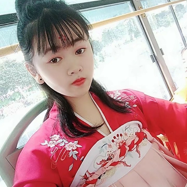 鸵鸟过时的照片