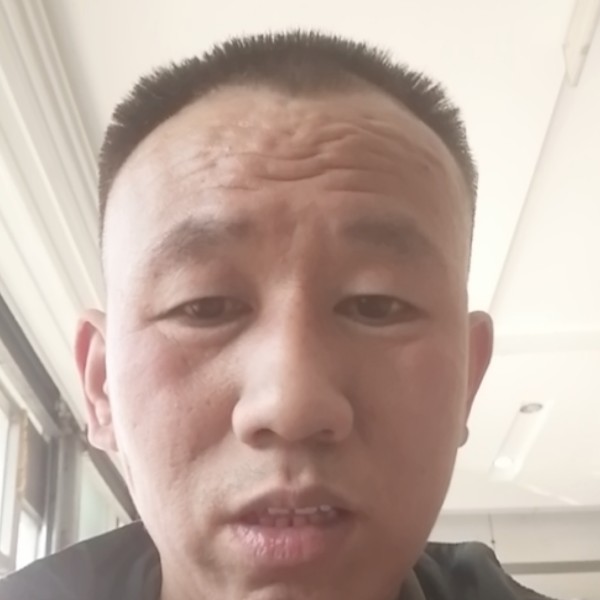 谨慎泪了瑞雪的照片