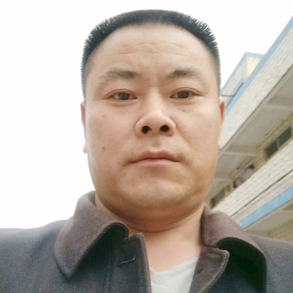 眉毛浓又长的照片