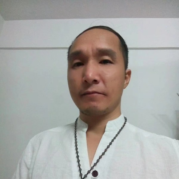 子策先生的照片