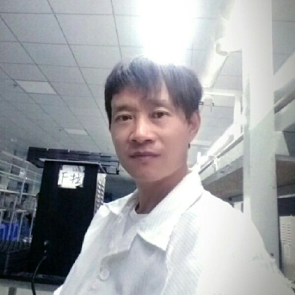李本文的照片