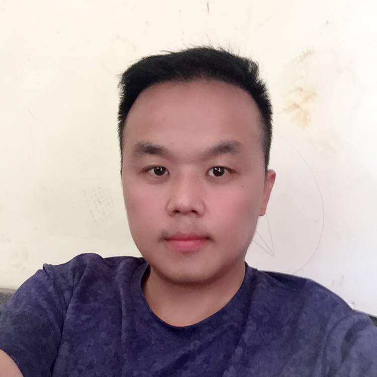 连飞飞辉辉的照片