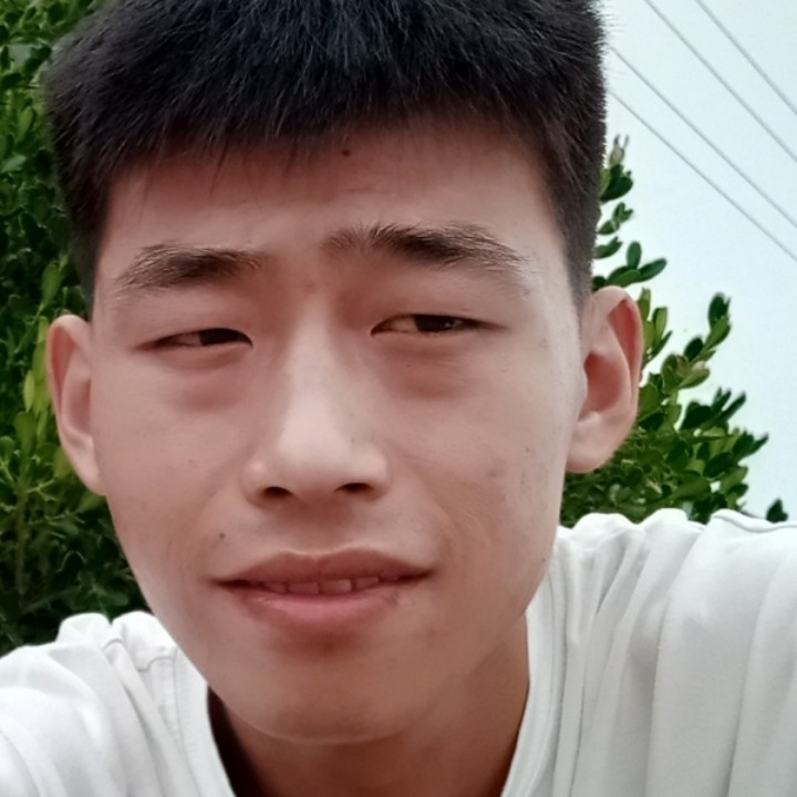 李钦宇的照片