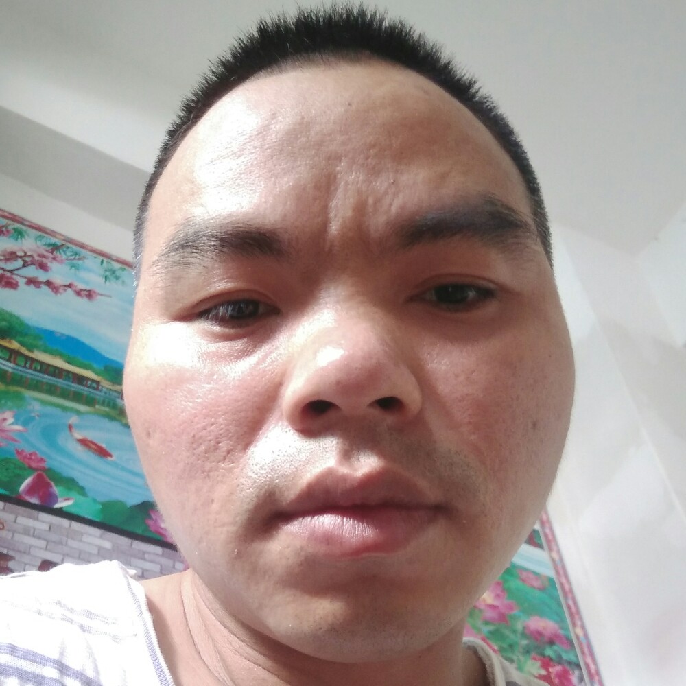 凌艺翀的照片