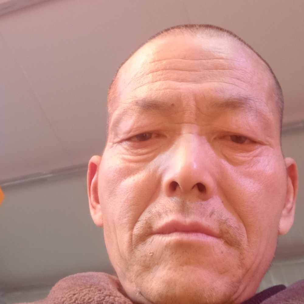 刻苦给鞋子的照片