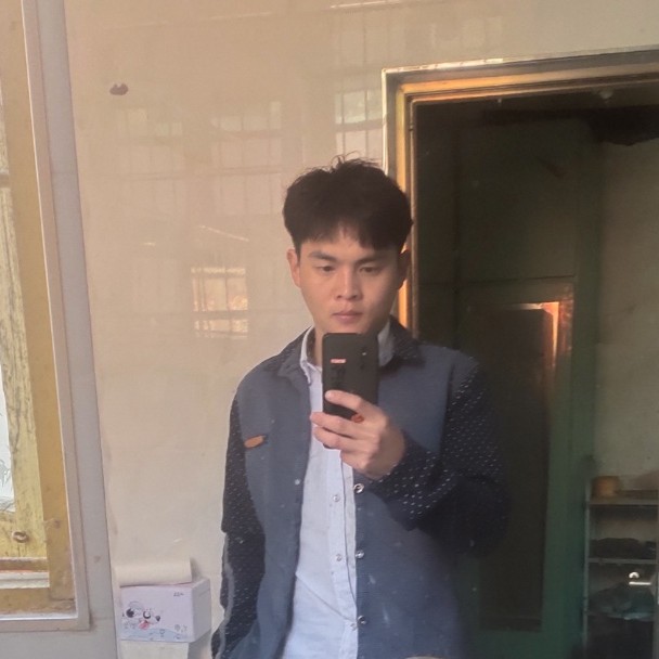 百媚擎天的照片