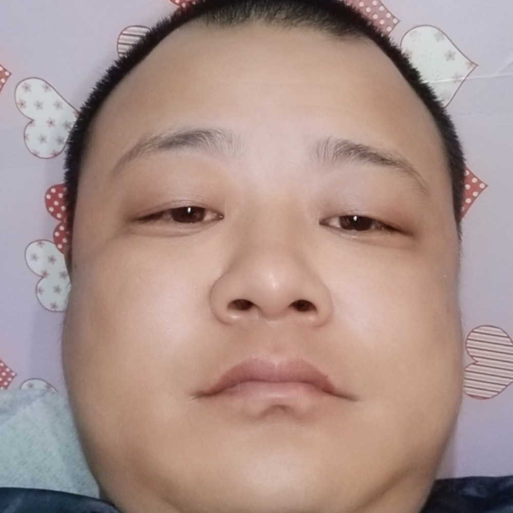 男辉的照片