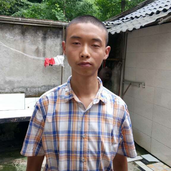 月光等待拼搏的照片