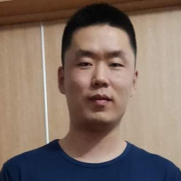 无限凝眸野狼的照片