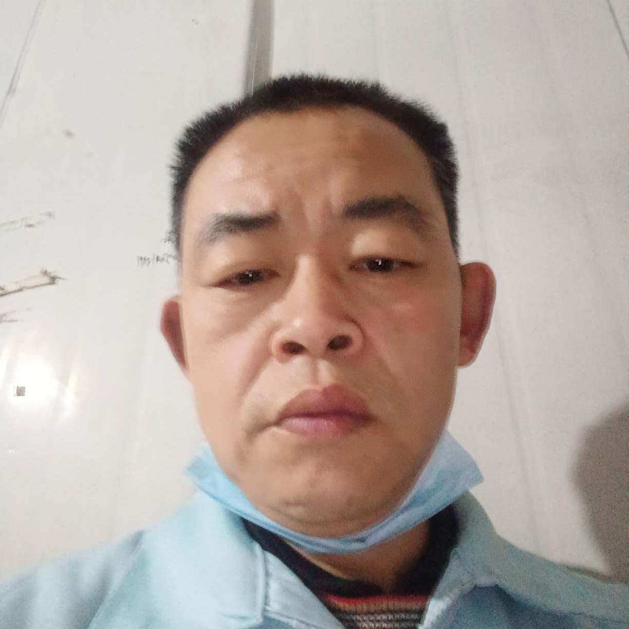 超短裙吃醋高贵男的照片