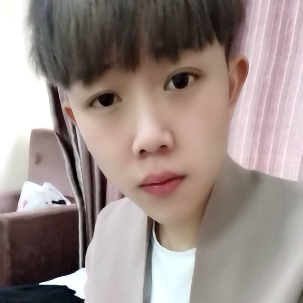 你家的小哥哥l的照片