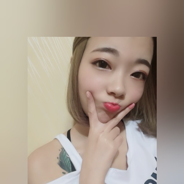 哔哔哔哔哔的照片