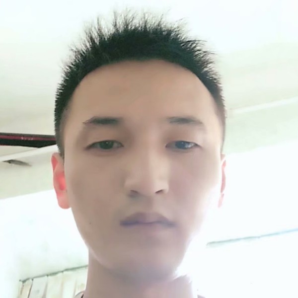 蓝色的新生的照片