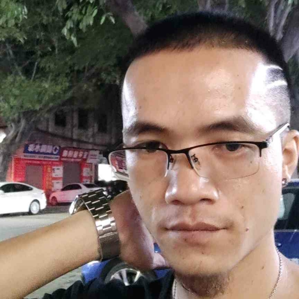 陌殇义气的照片