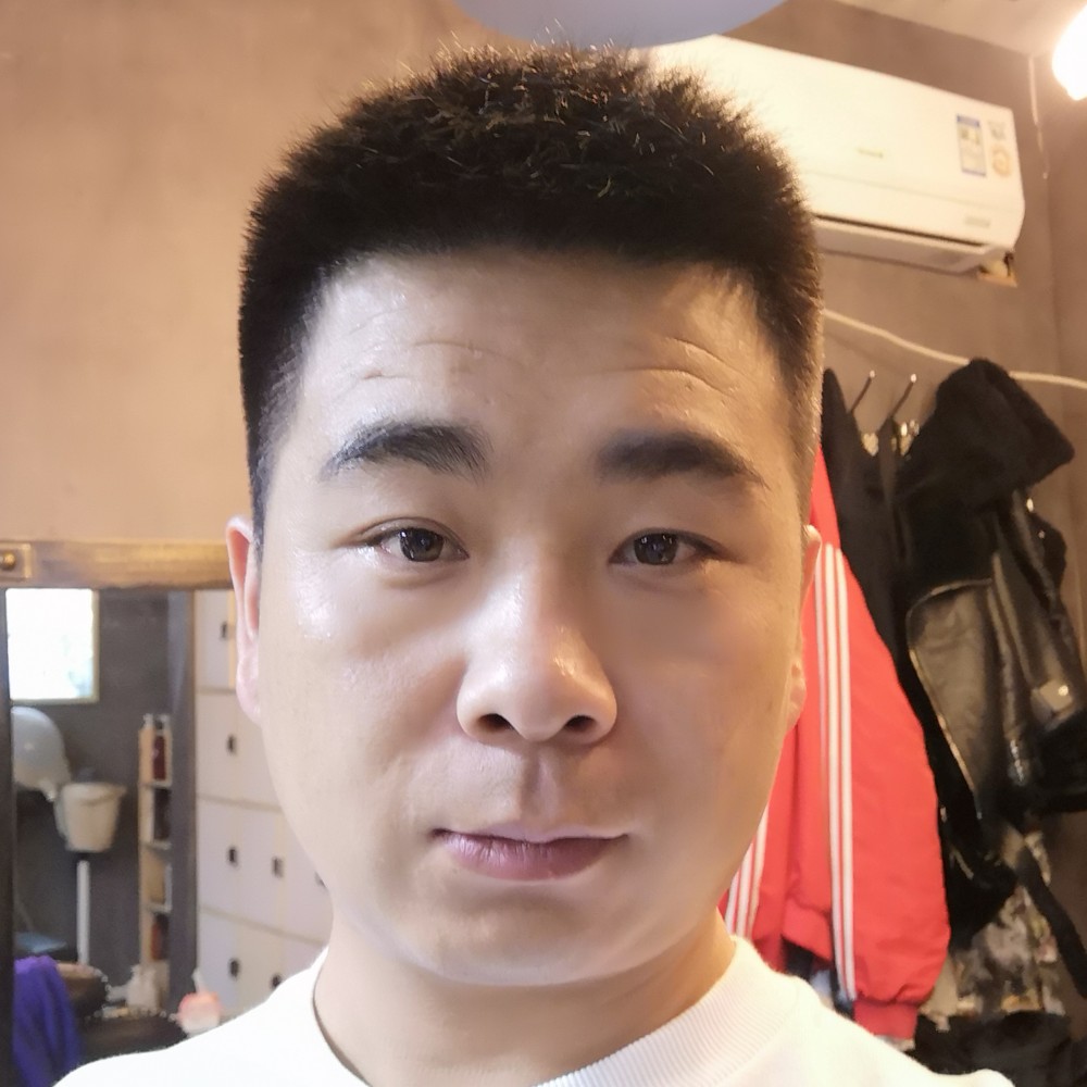 英勇吃醋小白菜的照片