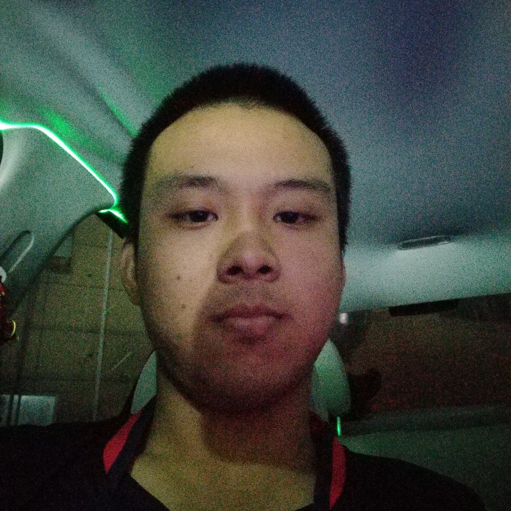 两把梅花扳手的照片