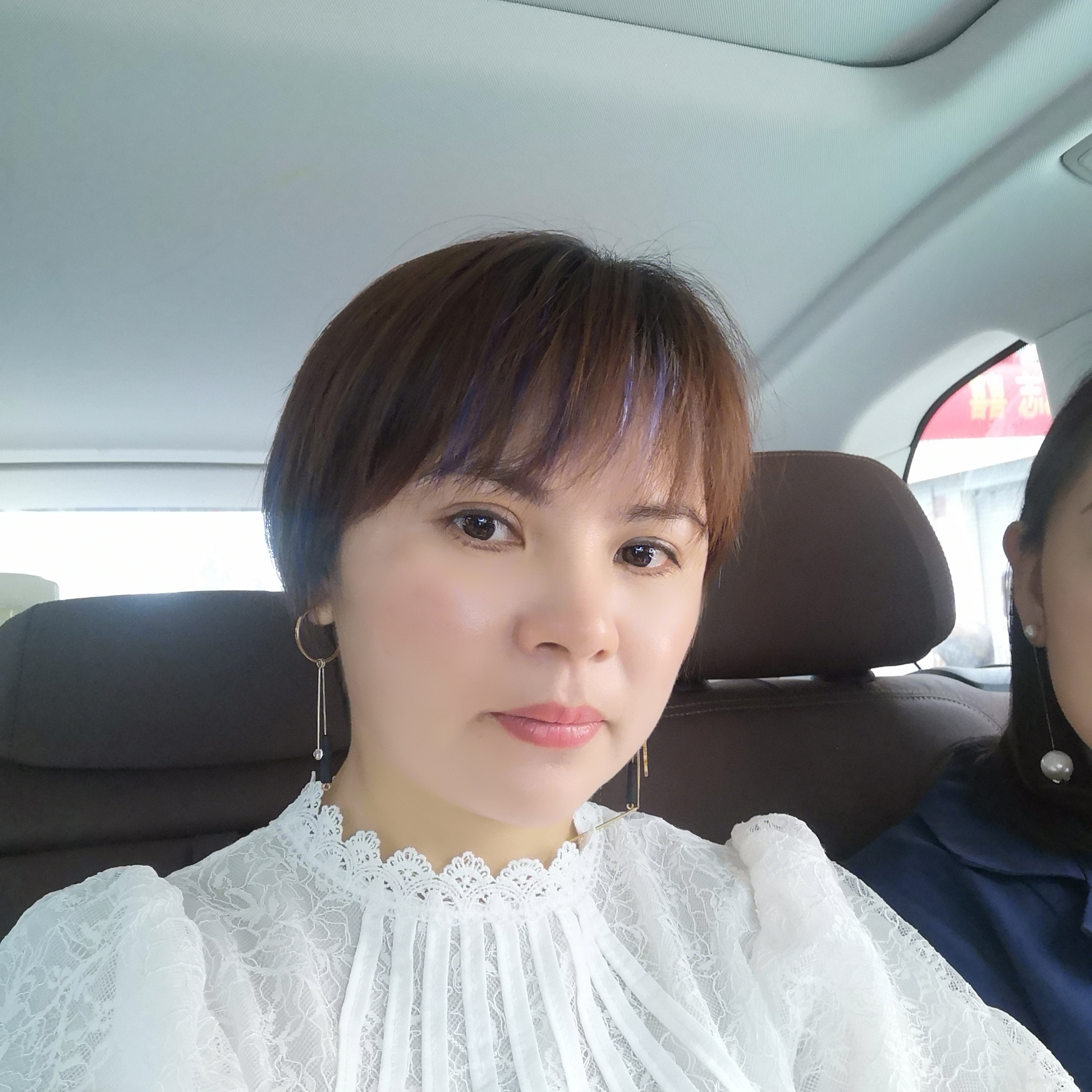 短发过夏A的照片