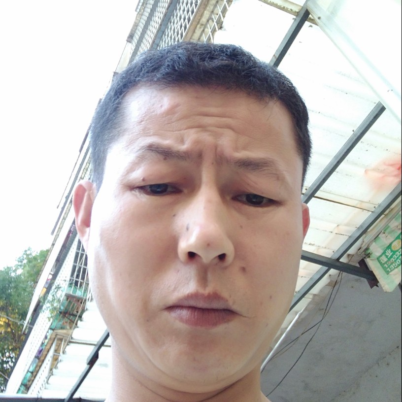 大方爱魔镜的照片