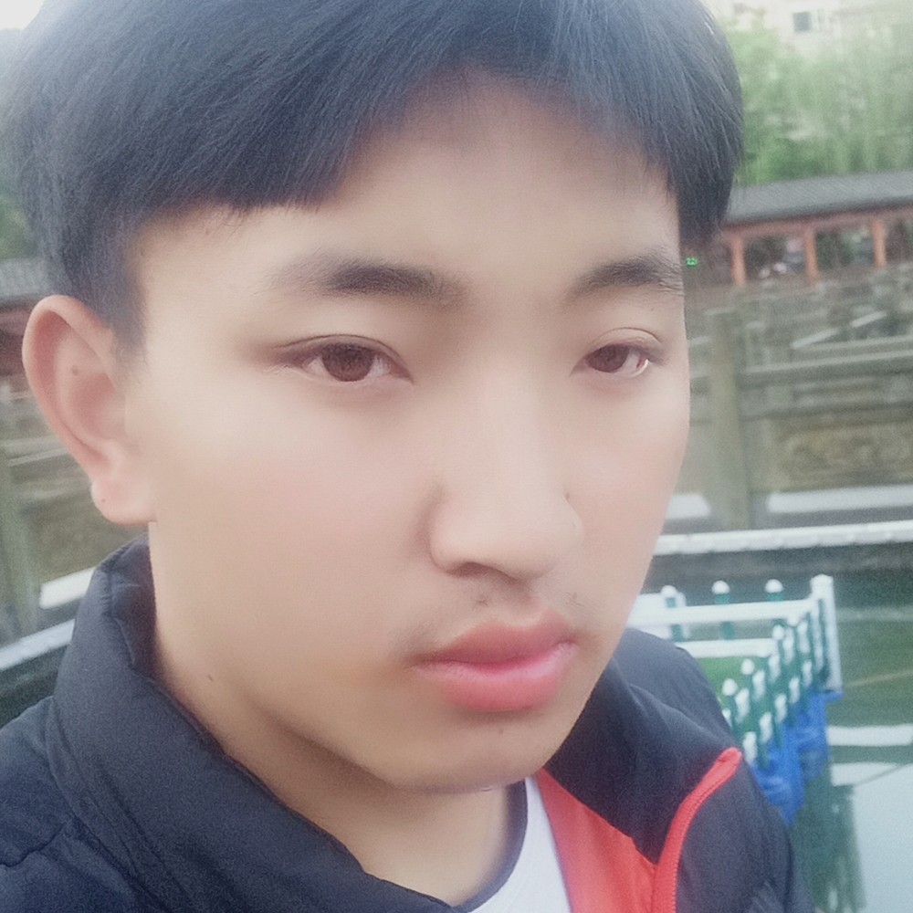 宝贝向标致的照片