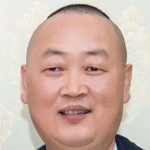 简单回眸红尘的照片