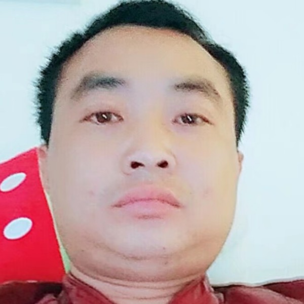 黄名管的照片