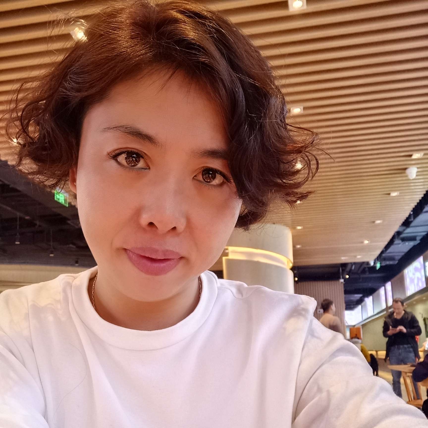 柠檬凝眸温柔的照片