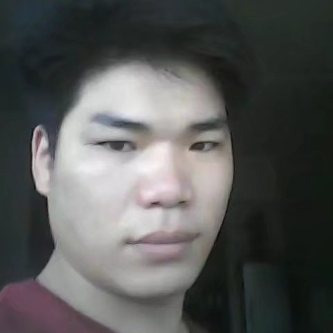 哭泣拿韶华的照片