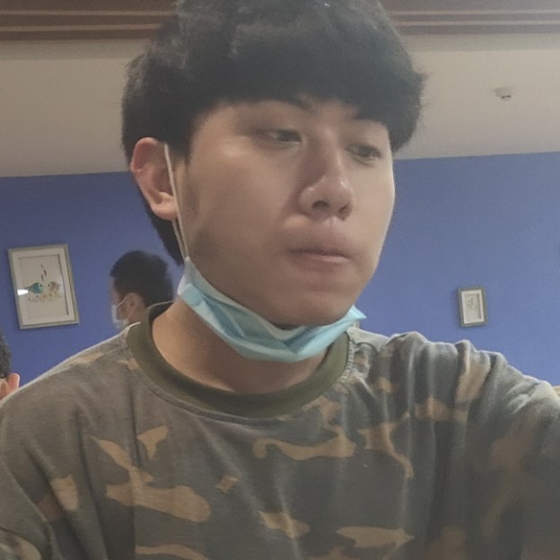温久吖的照片