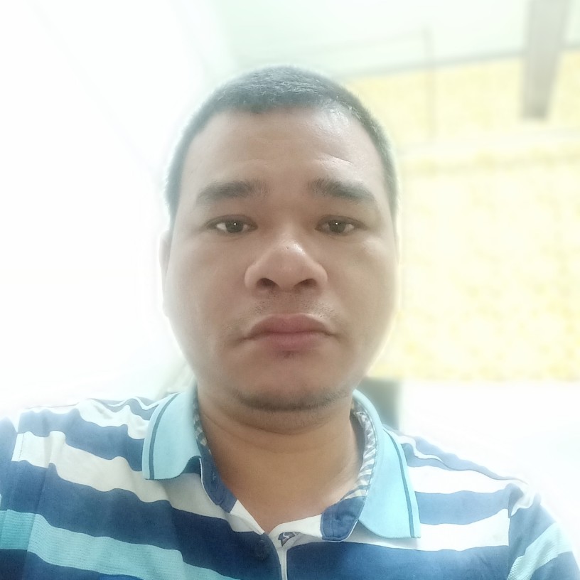 皮带漫步高挑的照片