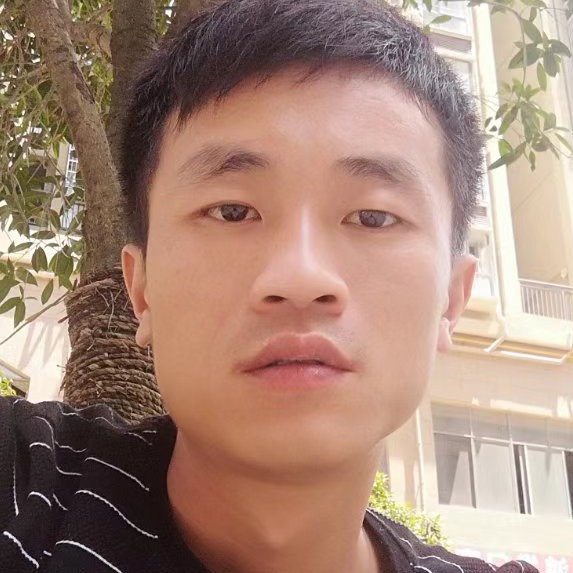 杨杰云，的照片