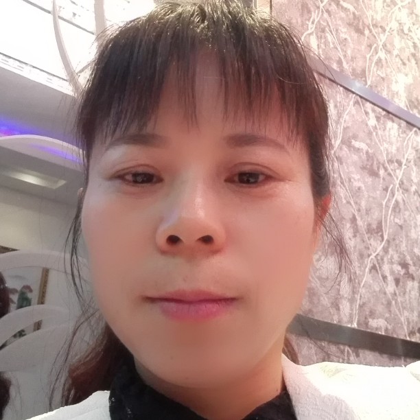 单纯那小鸽子的照片