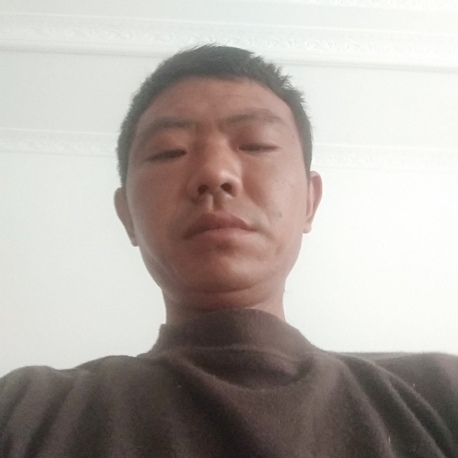 明早妻子的照片