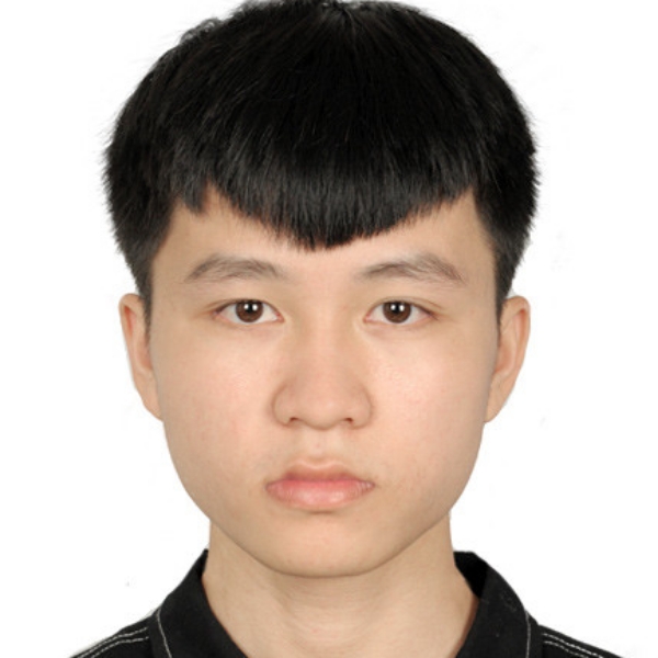 加油，小男孩的照片