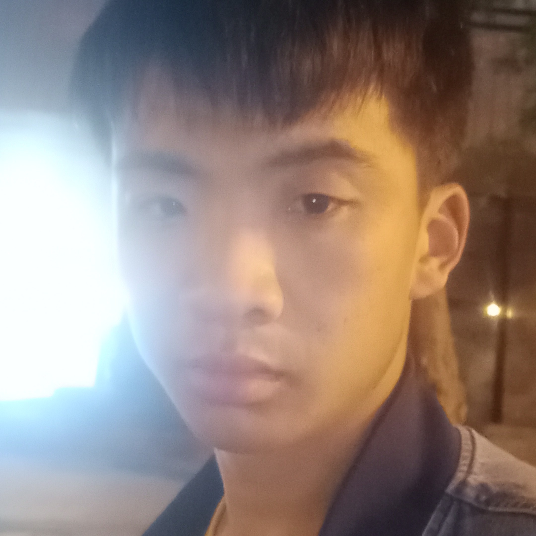 nfdndbdb的照片