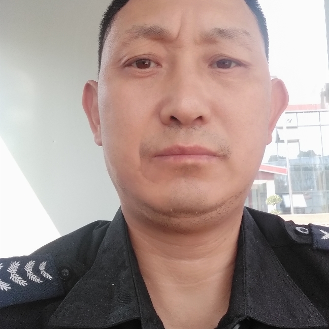 生动就蓝天的照片