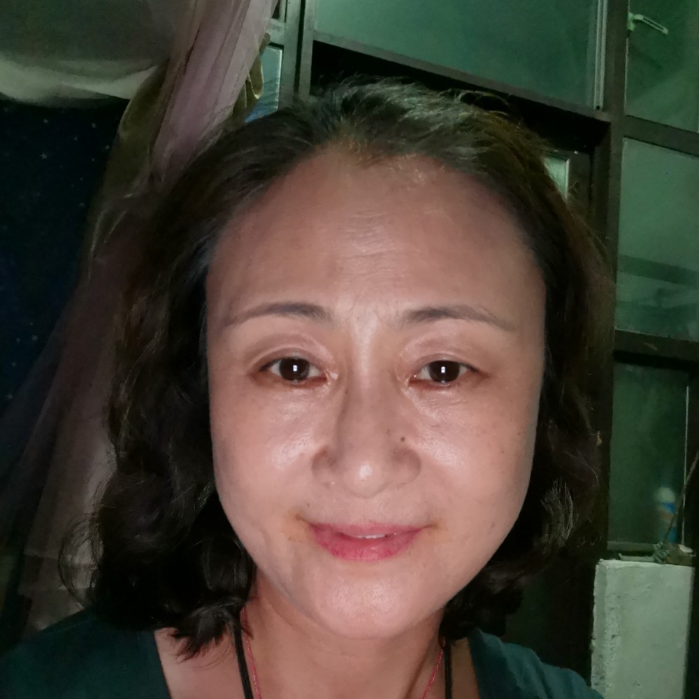 薯片蹙眉顺利的照片