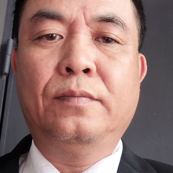 会员372776110的照片