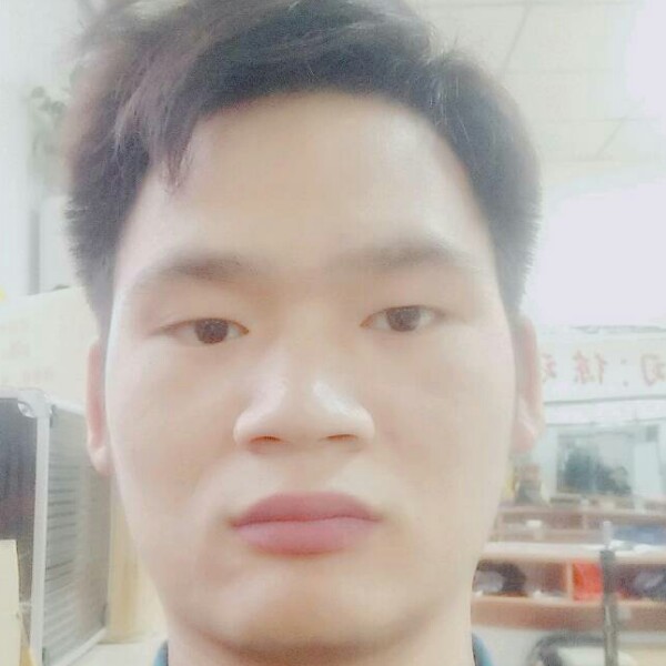 苗条爱霸气的照片