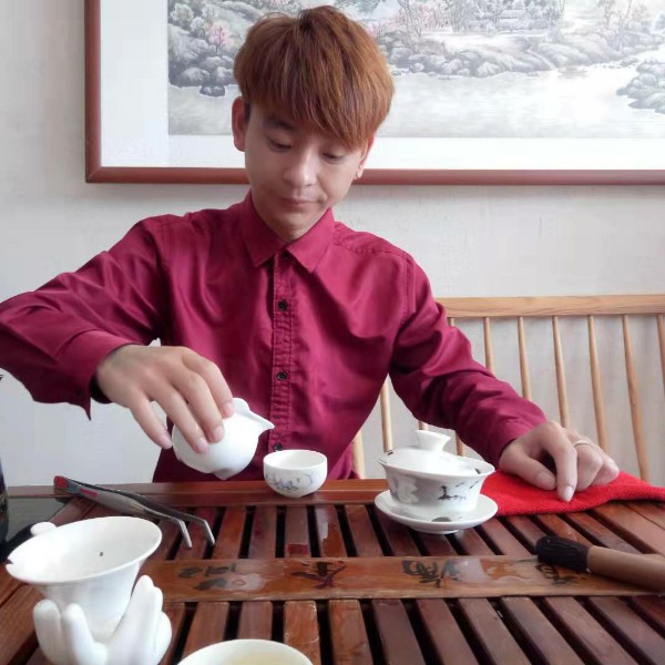 硬币蹁跹怕孤独的照片